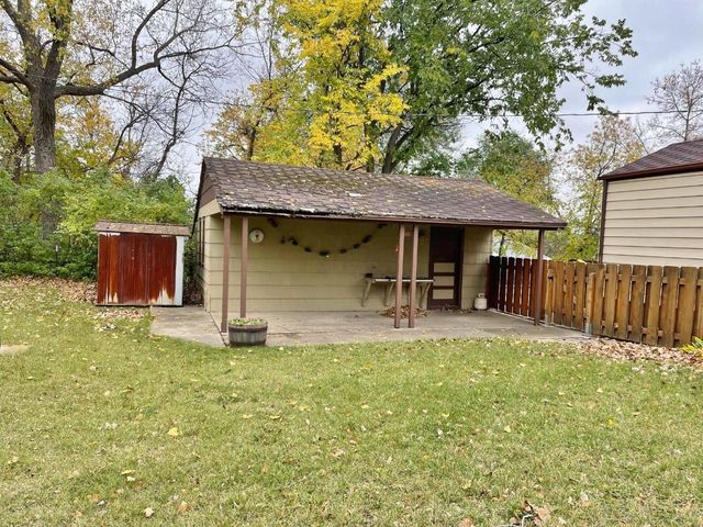 1200 3rd St NE, Minot, ND 58703