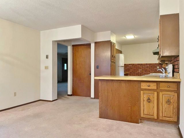 1200 3rd St NE, Minot, ND 58703