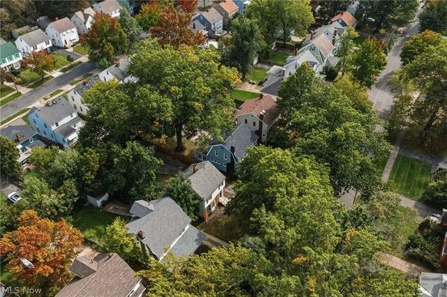 1173 Yellowstone Road, Cleveland Heights, OH 44121