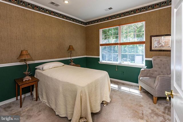 47 LEXINGTON DR, Pennington, NJ 08534