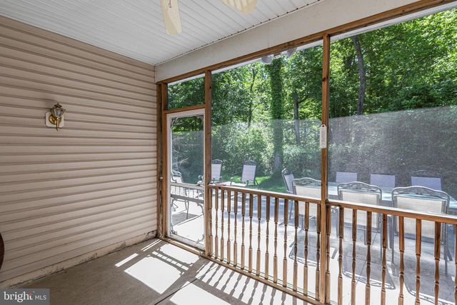 47 LEXINGTON DR, Pennington, NJ 08534