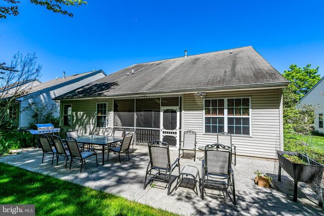 47 LEXINGTON DR, Pennington, NJ 08534