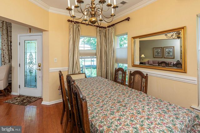 47 LEXINGTON DR, Pennington, NJ 08534