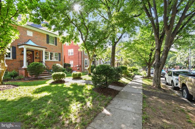 8112 EASTERN AVE NW, Washington, DC 20012