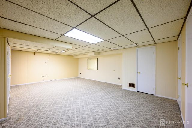 1004 Timber Oaks Road 4, Edison, NJ 08820