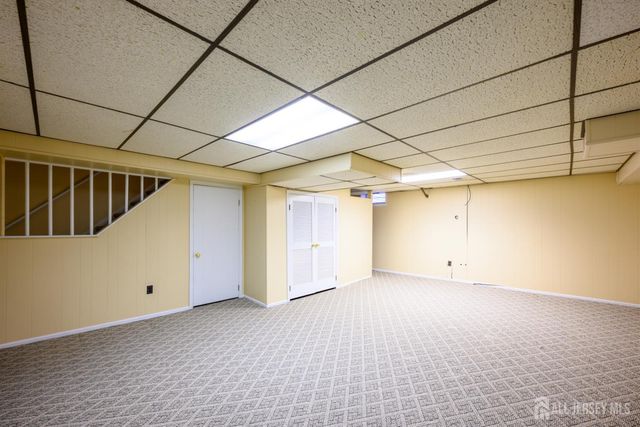 1004 Timber Oaks Road 4, Edison, NJ 08820
