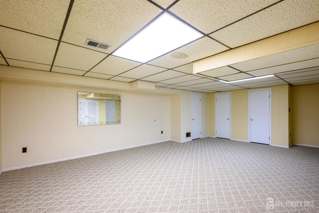 1004 Timber Oaks Road 4, Edison, NJ 08820