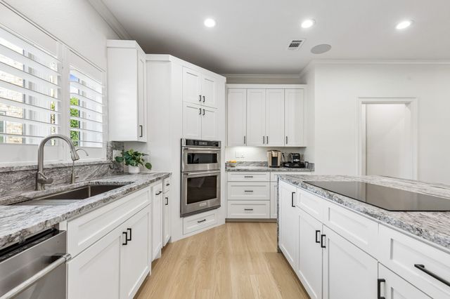4127 Manorview Lane, Dallas, TX 75228