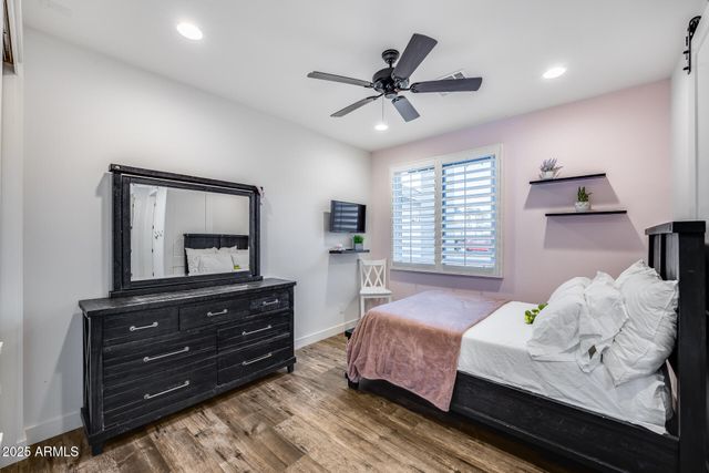 8425 W LOUISE Court, Peoria, AZ 85383