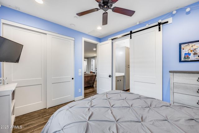 8425 W LOUISE Court, Peoria, AZ 85383