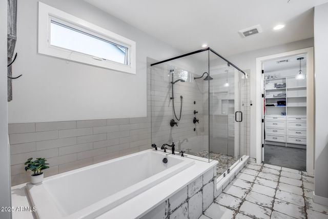 8425 W LOUISE Court, Peoria, AZ 85383