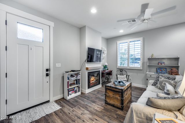 8425 W LOUISE Court, Peoria, AZ 85383