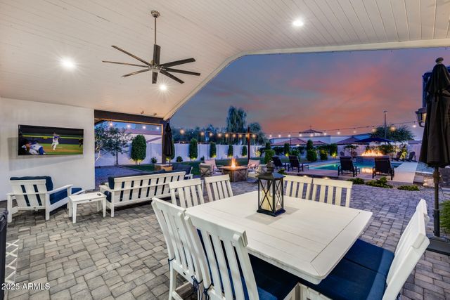 8425 W LOUISE Court, Peoria, AZ 85383