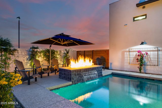 8425 W LOUISE Court, Peoria, AZ 85383