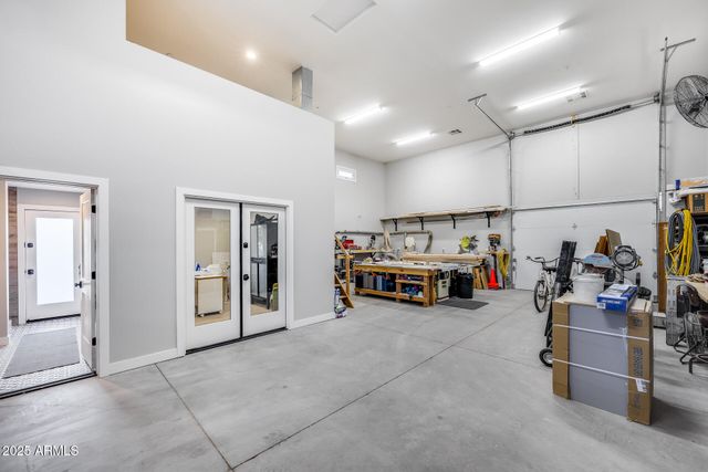 8425 W LOUISE Court, Peoria, AZ 85383