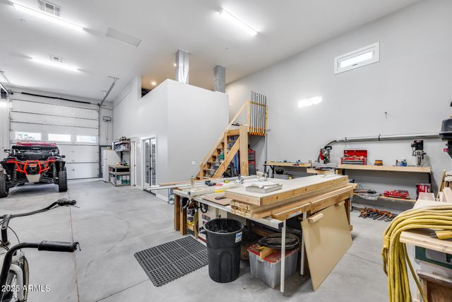 8425 W LOUISE Court, Peoria, AZ 85383