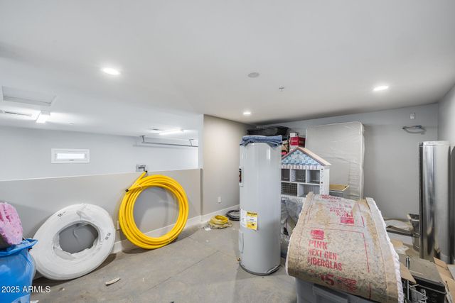 8425 W LOUISE Court, Peoria, AZ 85383