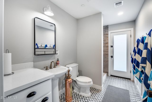 8425 W LOUISE Court, Peoria, AZ 85383