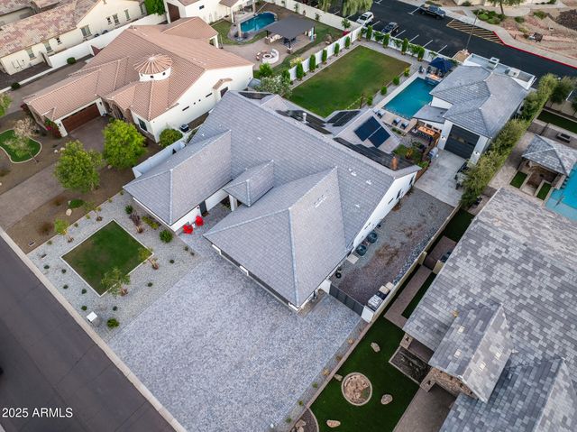 8425 W LOUISE Court, Peoria, AZ 85383