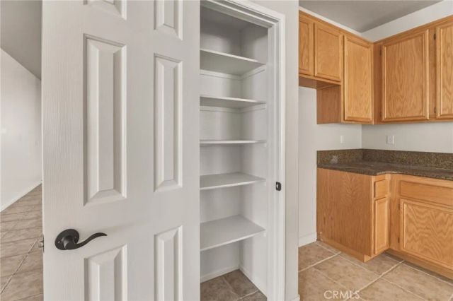 14373 Silent Spring, Hesperia, CA 92344