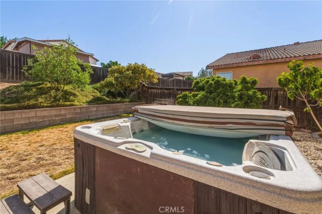14373 Silent Spring, Hesperia, CA 92344