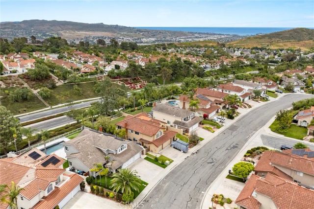 6 Sand Pointe, Laguna Niguel, CA 92677