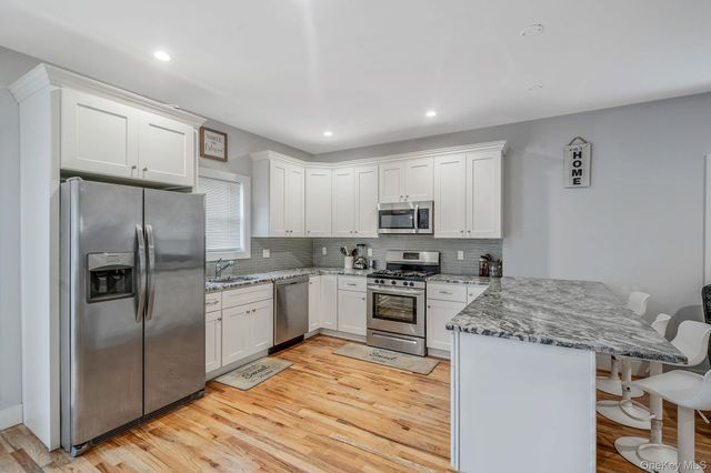 187 Hallock Street, Riverhead, NY 11901