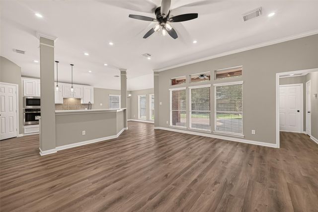 1527 Lake Pauline Court, Richmond, TX 77406