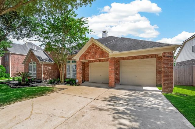 1527 Lake Pauline Court, Richmond, TX 77406
