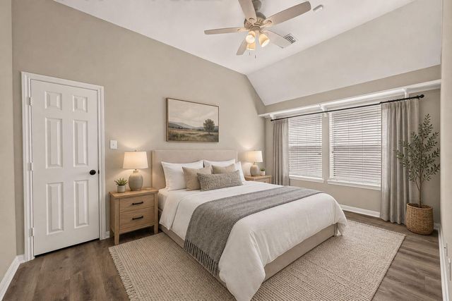 1527 Lake Pauline Court, Richmond, TX 77406