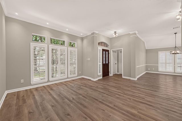 1527 Lake Pauline Court, Richmond, TX 77406