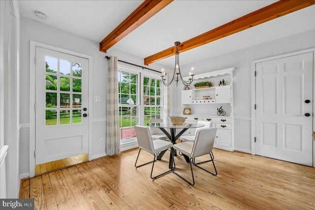 11812 FARMLAND DR, North Bethesda, MD 20852
