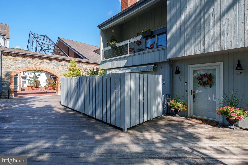 16 S ROCKLAND FALLS RD #16, Rockland, DE 19732