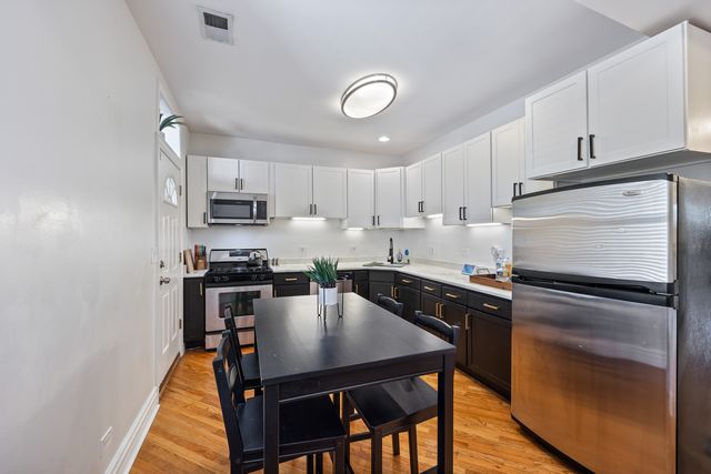 4902 S Forrestville Avenue 3, Chicago, IL 60615