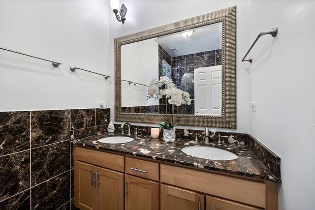 4902 S Forrestville Avenue 3, Chicago, IL 60615