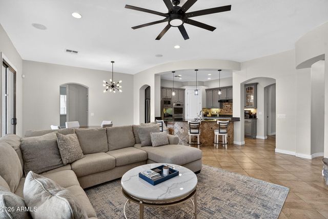 11635 E BELLFLOWER Drive, Chandler, AZ 85249