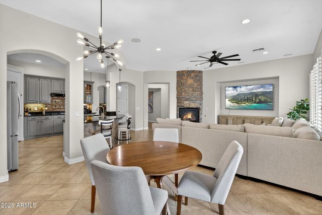 11635 E BELLFLOWER Drive, Chandler, AZ 85249