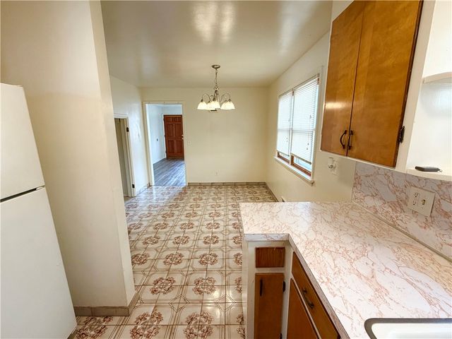 211 Magnolia Avenue, East Rochester, NY 14445