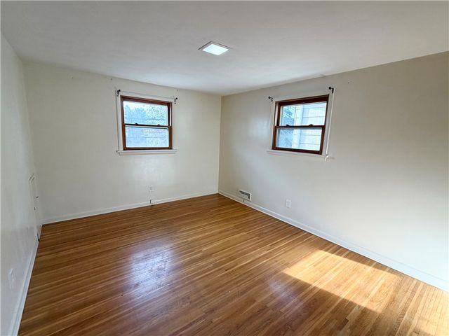 211 Magnolia Avenue, East Rochester, NY 14445