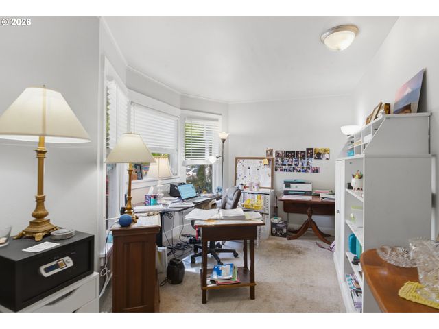308 HIGH St, Oregon City, OR 97045