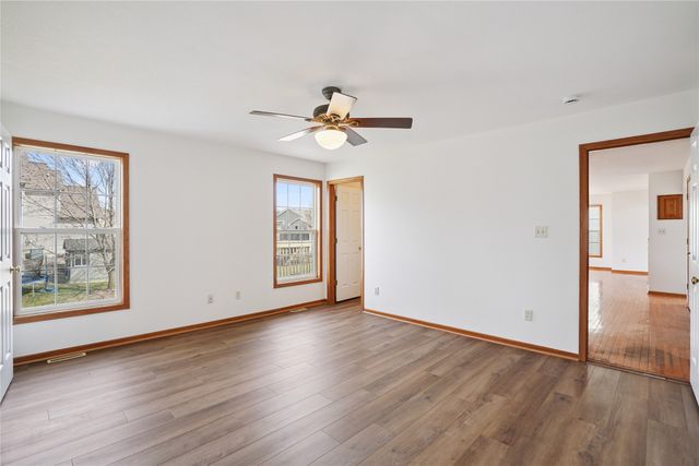 3213 SW Coves Drive, Ankeny, IA 50023