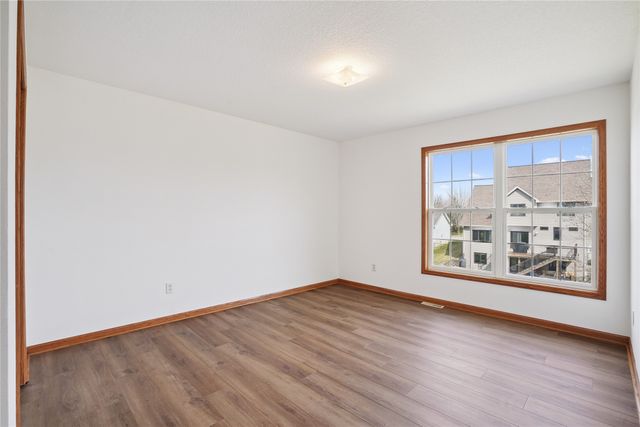 3213 SW Coves Drive, Ankeny, IA 50023