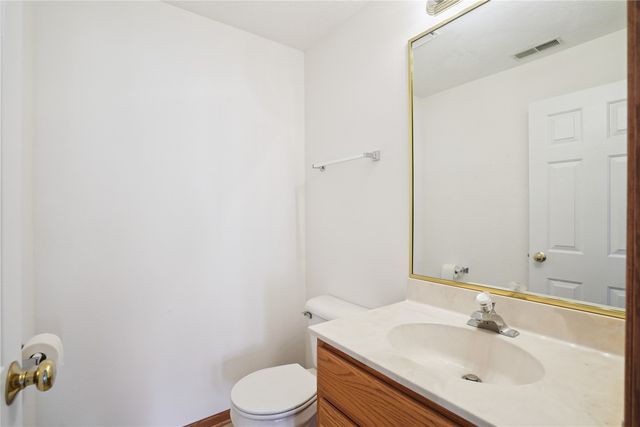 3213 SW Coves Drive, Ankeny, IA 50023