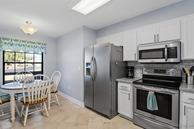 802 E Hillsborough Court, Hernando, FL 34442