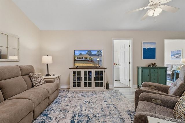 802 E Hillsborough Court, Hernando, FL 34442