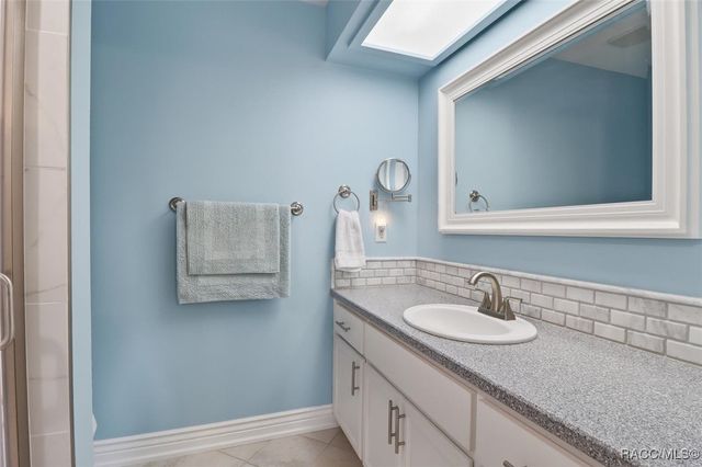 802 E Hillsborough Court, Hernando, FL 34442