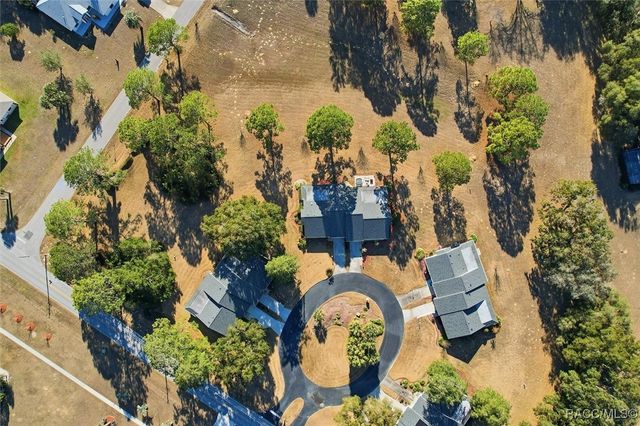 802 E Hillsborough Court, Hernando, FL 34442