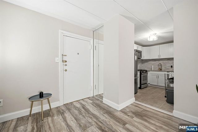 25 Jefferson Street 2F, Hackensack, NJ 07601