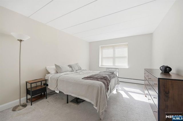 25 Jefferson Street 2F, Hackensack, NJ 07601