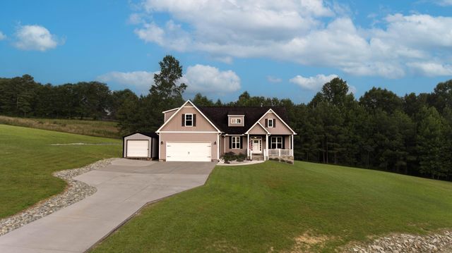 195 Fredonia Farm Road, Dunlap, TN 37327
